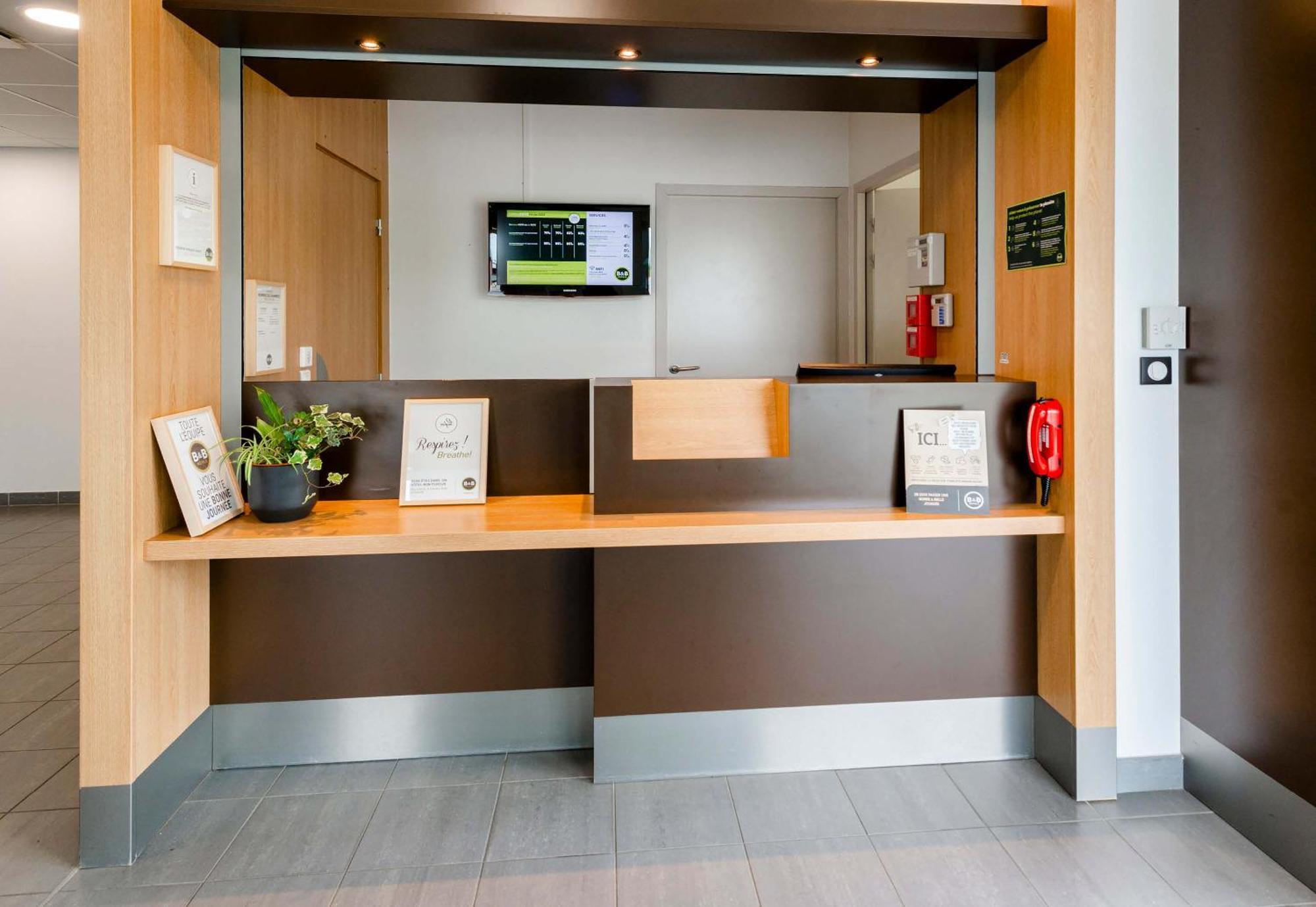 B&B Hotel Nantes ซาฟเนย์ ภายนอก รูปภาพ