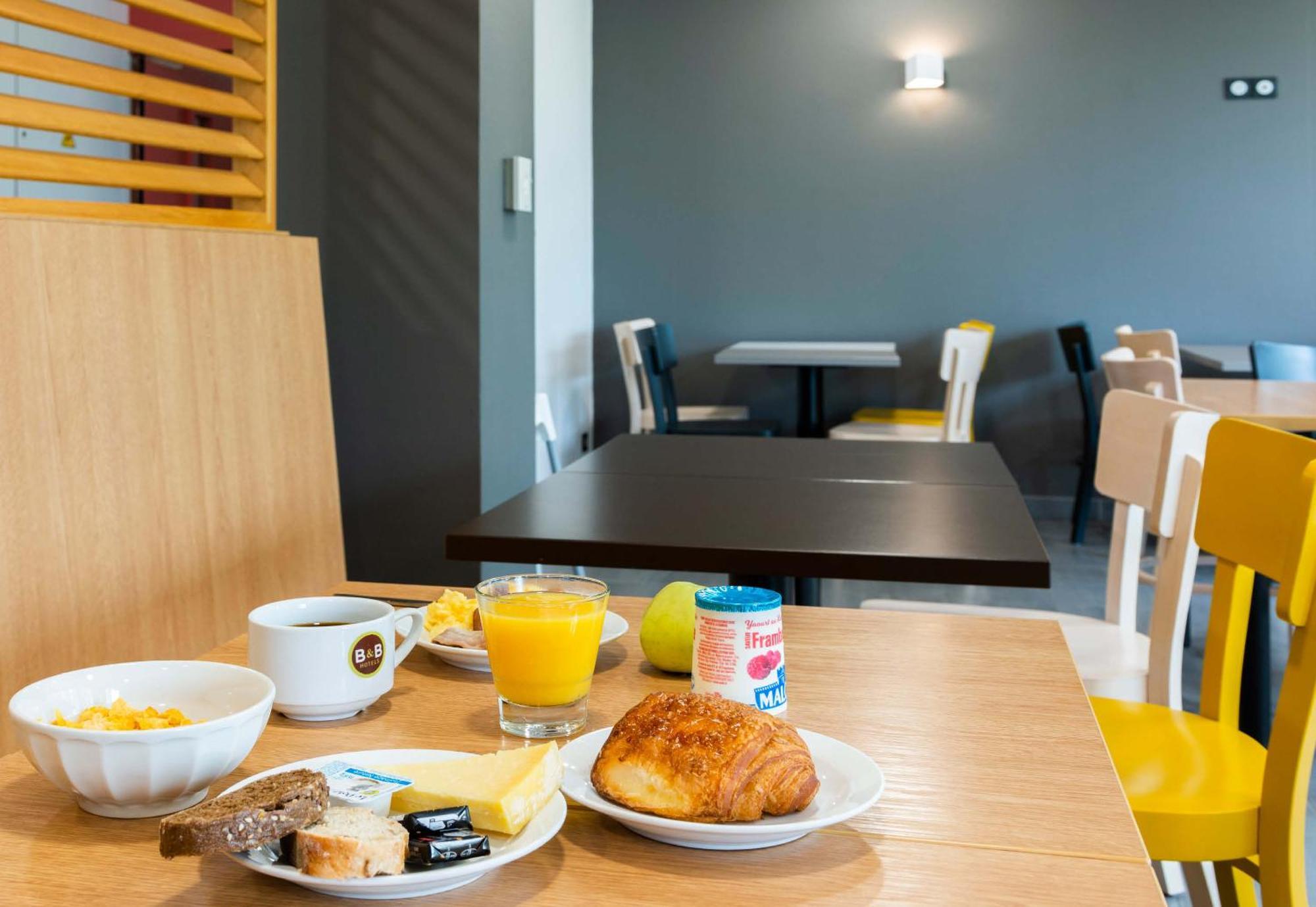 B&B Hotel Nantes ซาฟเนย์ ภายนอก รูปภาพ